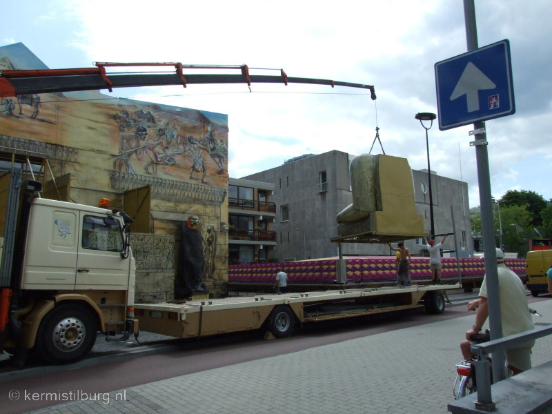 2009, Kermis, Tilburg, Tilburgse kermis, bouwen