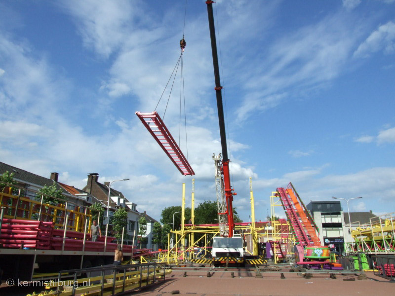 2009, Kermis, Tilburg, Tilburgse kermis, bouwen